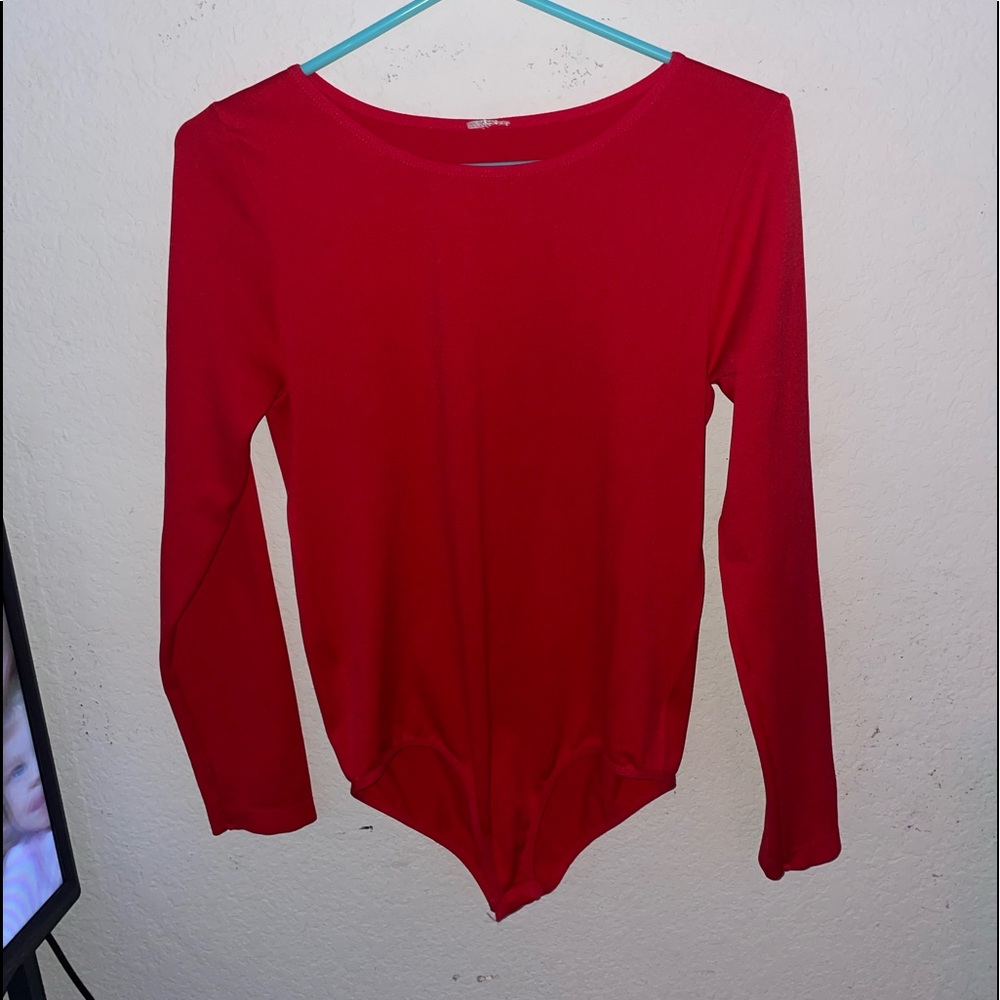 Red bodysuit, long sleeve, L